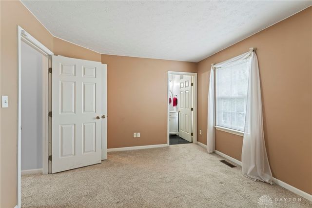 3583 King Henry Drive, Dayton, OH 45431