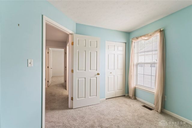 3583 King Henry Drive, Dayton, OH 45431