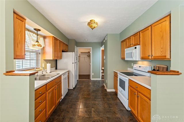 3583 King Henry Drive, Dayton, OH 45431
