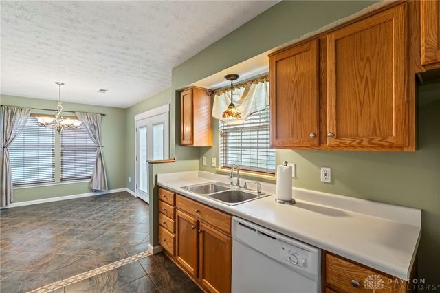 3583 King Henry Drive, Dayton, OH 45431