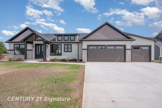 8884 Copper Court, Tittabawassee Twp, MI 48623