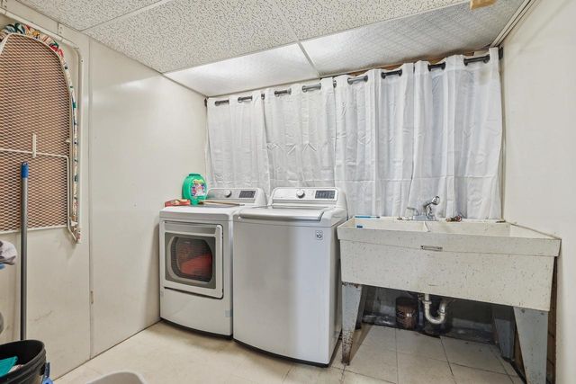 2924 LINDBERGH AVENUE, Stevens Point, WI 54481