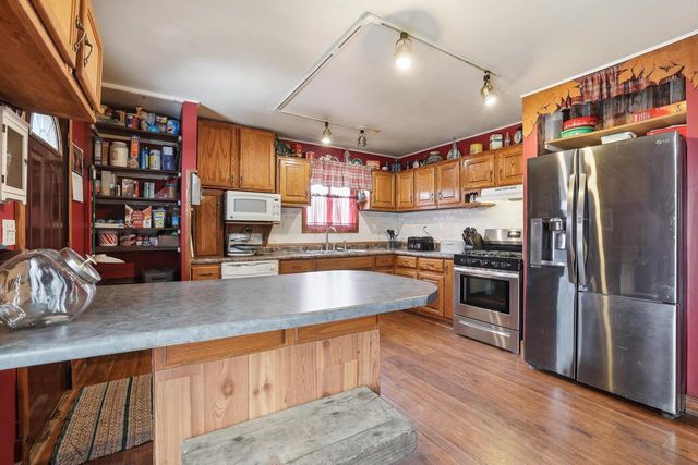 2924 LINDBERGH AVENUE, Stevens Point, WI 54481