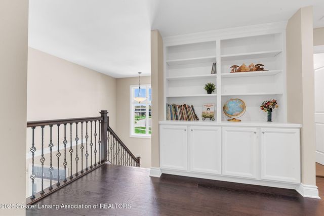 6106 Fresno Lane, East Lansing, MI 48823