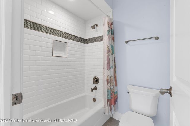 6106 Fresno Lane, East Lansing, MI 48823