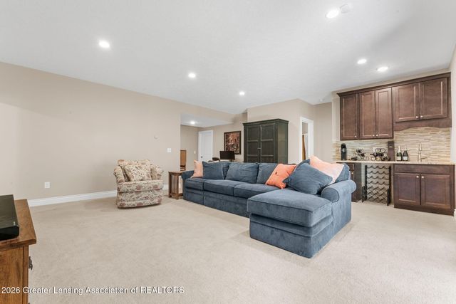 6106 Fresno Lane, East Lansing, MI 48823