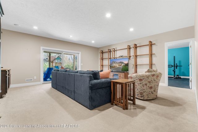 6106 Fresno Lane, East Lansing, MI 48823