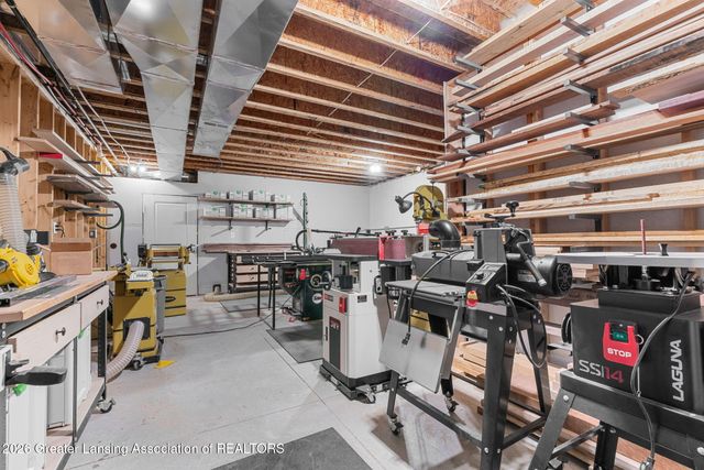 6106 Fresno Lane, East Lansing, MI 48823