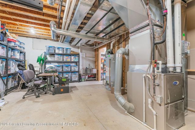 6106 Fresno Lane, East Lansing, MI 48823