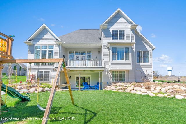 6106 Fresno Lane, East Lansing, MI 48823