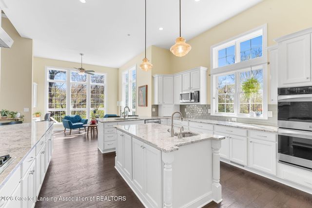 6106 Fresno Lane, East Lansing, MI 48823