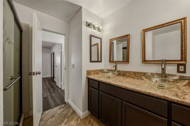 6760 West Oakey Boulevard, Las Vegas, NV 89146