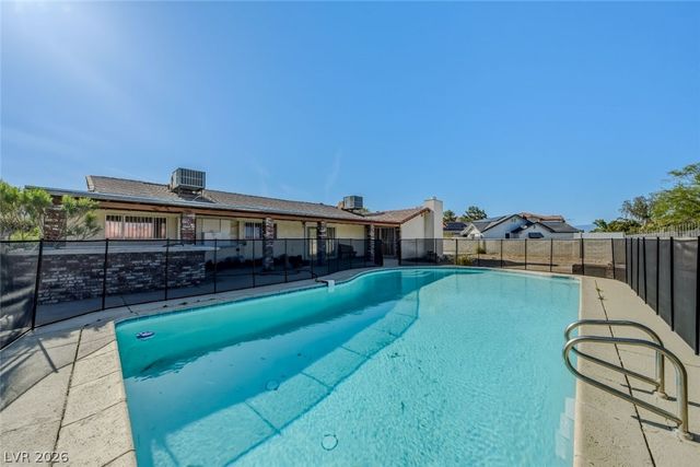 6760 West Oakey Boulevard, Las Vegas, NV 89146