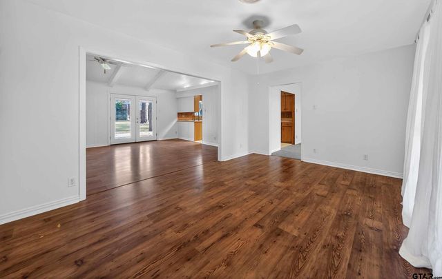 914 Forest Trail, Jacksonville, TX 75766