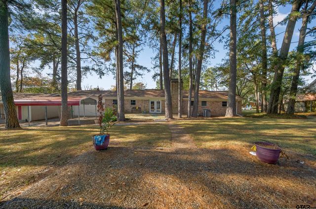 914 Forest Trail, Jacksonville, TX 75766