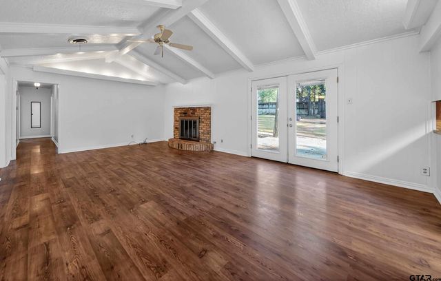 914 Forest Trail, Jacksonville, TX 75766