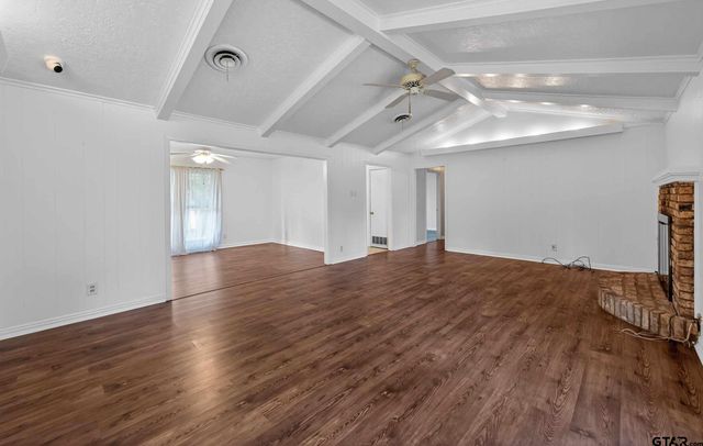 914 Forest Trail, Jacksonville, TX 75766