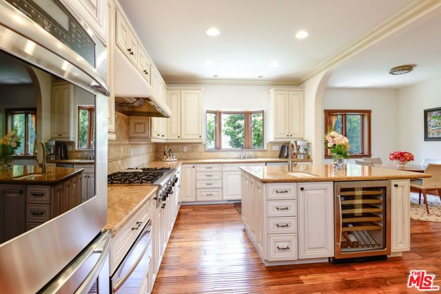 16790 Marquez Avenue, Pacific Palisades (los Angeles), CA 90272