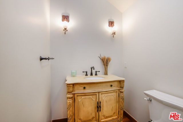 16790 Marquez Avenue, Pacific Palisades (los Angeles), CA 90272