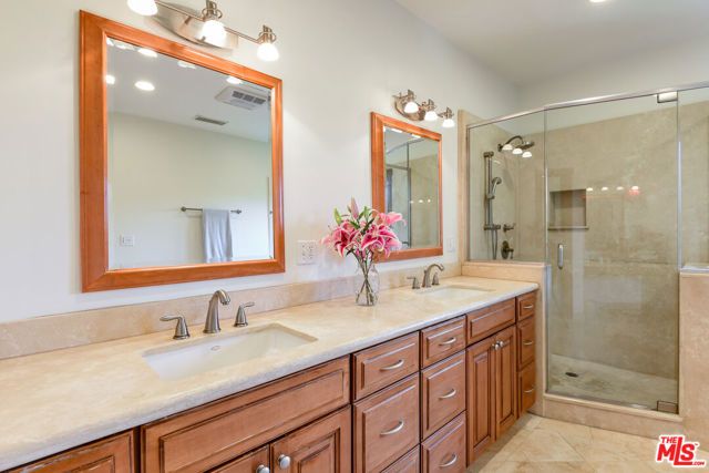 16790 Marquez Avenue, Pacific Palisades (los Angeles), CA 90272