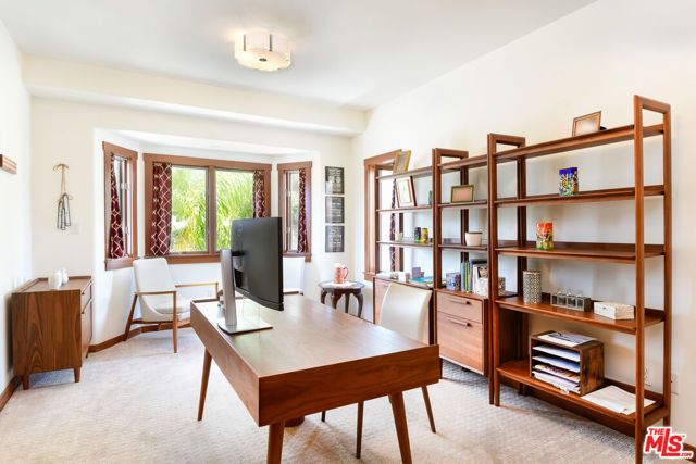 16790 Marquez Avenue, Pacific Palisades (los Angeles), CA 90272