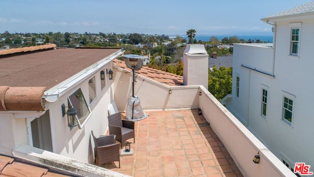 16790 Marquez Avenue, Pacific Palisades (los Angeles), CA 90272