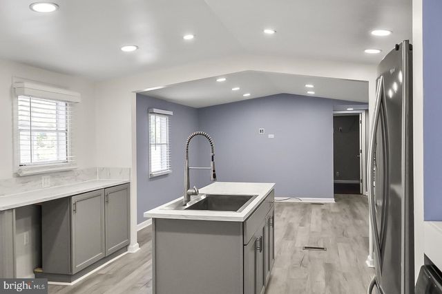 438 SARAH ANNE DRIVE, Lothian, MD 20711