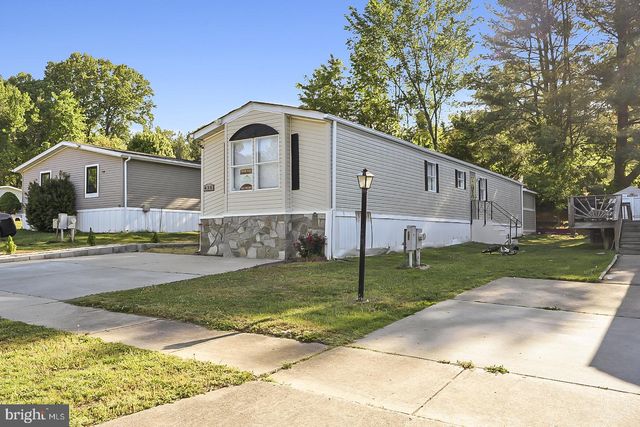 438 SARAH ANNE DRIVE, Lothian, MD 20711