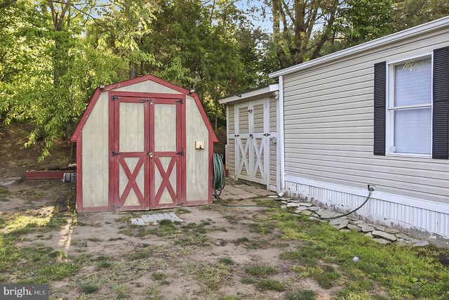 438 SARAH ANNE DRIVE, Lothian, MD 20711