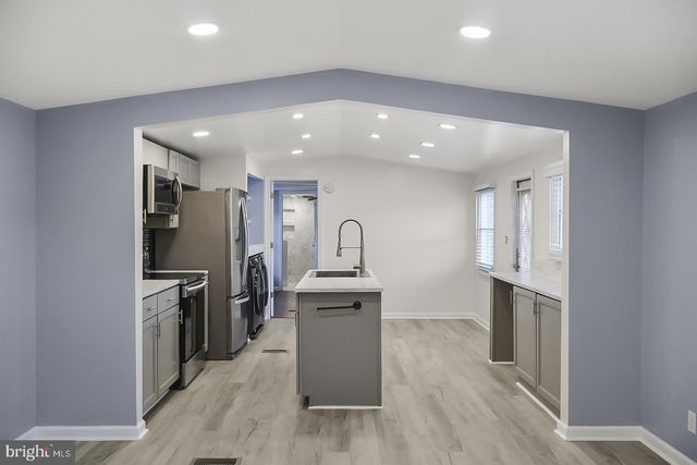438 SARAH ANNE DRIVE, Lothian, MD 20711