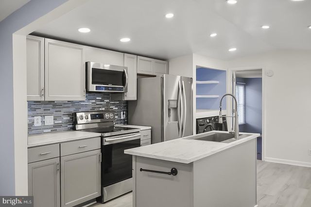 438 SARAH ANNE DRIVE, Lothian, MD 20711