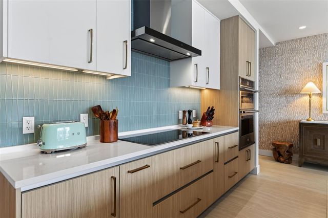 301 QUAY COMMONS 1009, Sarasota, FL 34236