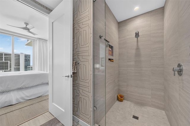 301 QUAY COMMONS 1009, Sarasota, FL 34236