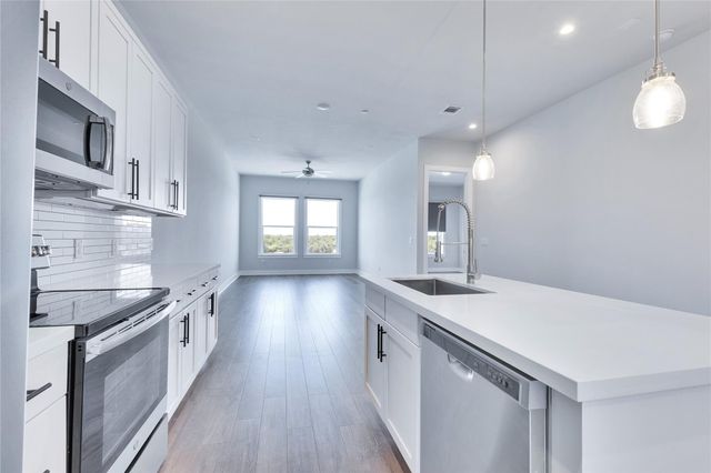 4507 E Martin Luther King Jr BLVD 132, Austin, TX 78721