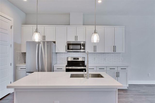 4507 E Martin Luther King Jr BLVD 132, Austin, TX 78721