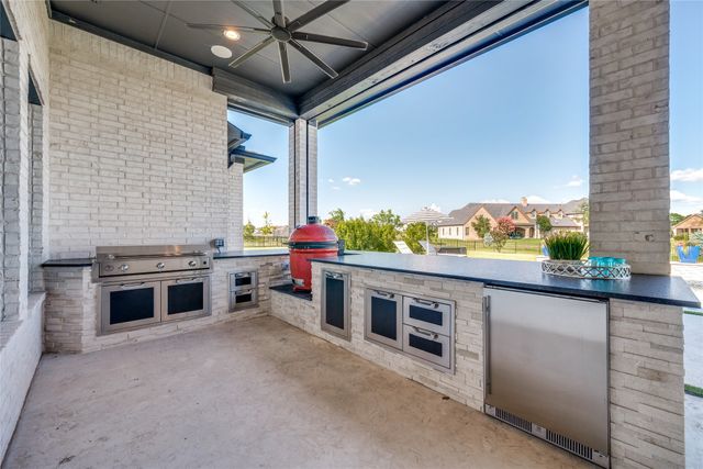 365 Crosswood Creek Court, Celina, TX 75009