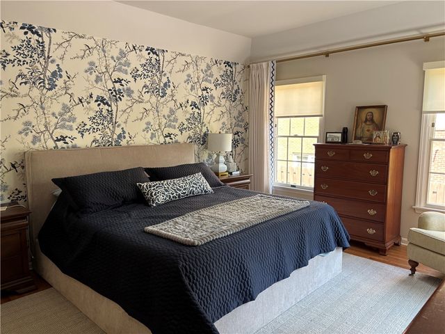 618 Kingsberry Circle, Mt Lebanon, PA 15234