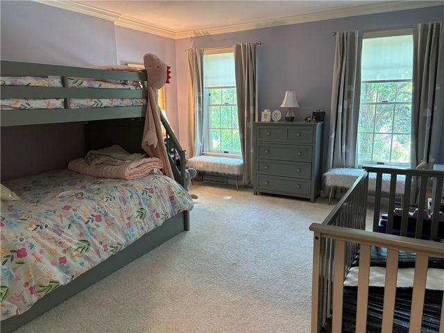 618 Kingsberry Circle, Mt Lebanon, PA 15234