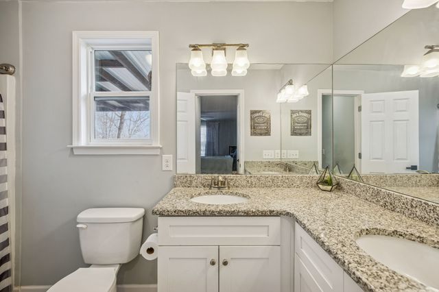 567 Skyview Dr, Ashland City, TN 37015