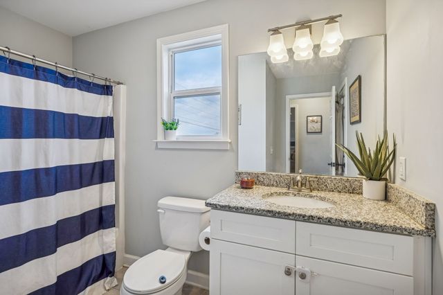 567 Skyview Dr, Ashland City, TN 37015