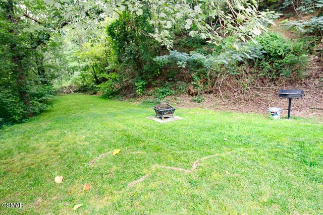 3229 Lost Branch Road, Sevierville, TN 37862