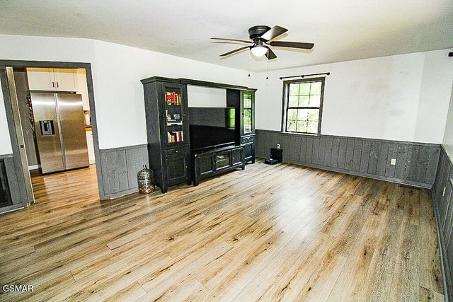 3229 Lost Branch Road, Sevierville, TN 37862
