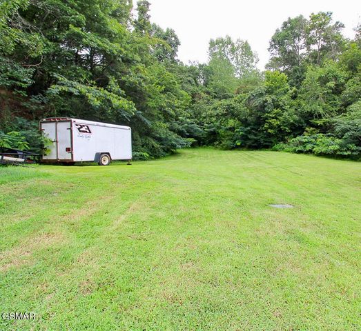 3229 Lost Branch Road, Sevierville, TN 37862