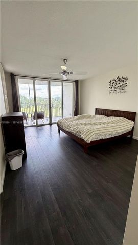 2681 S Course Drive 406, Pompano Beach, FL 33069
