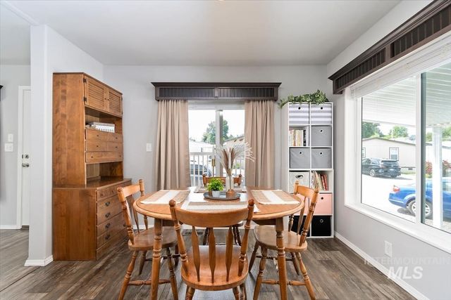 2401 S Owyhee St SPC 9, Boise, ID 83705