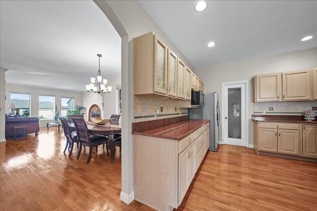 9238 Lane Street, Merrillville, IN 46410