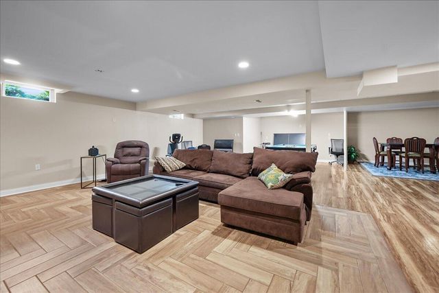 9238 Lane Street, Merrillville, IN 46410
