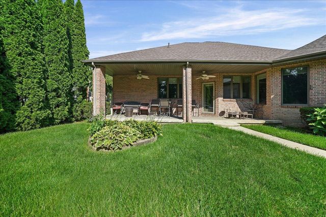 9238 Lane Street, Merrillville, IN 46410