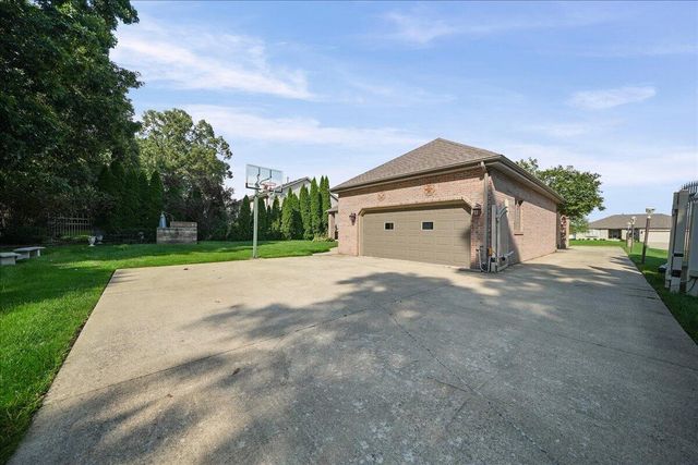 9238 Lane Street, Merrillville, IN 46410