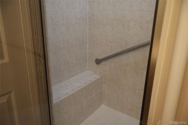 52254 Mitchell Lane, Macomb Township, MI 48042